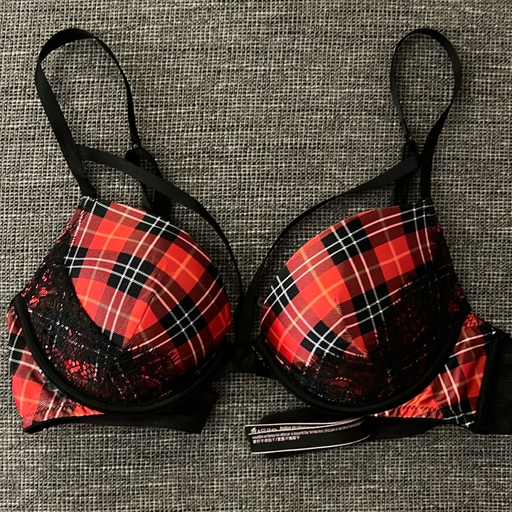 Victoria secret push up bra